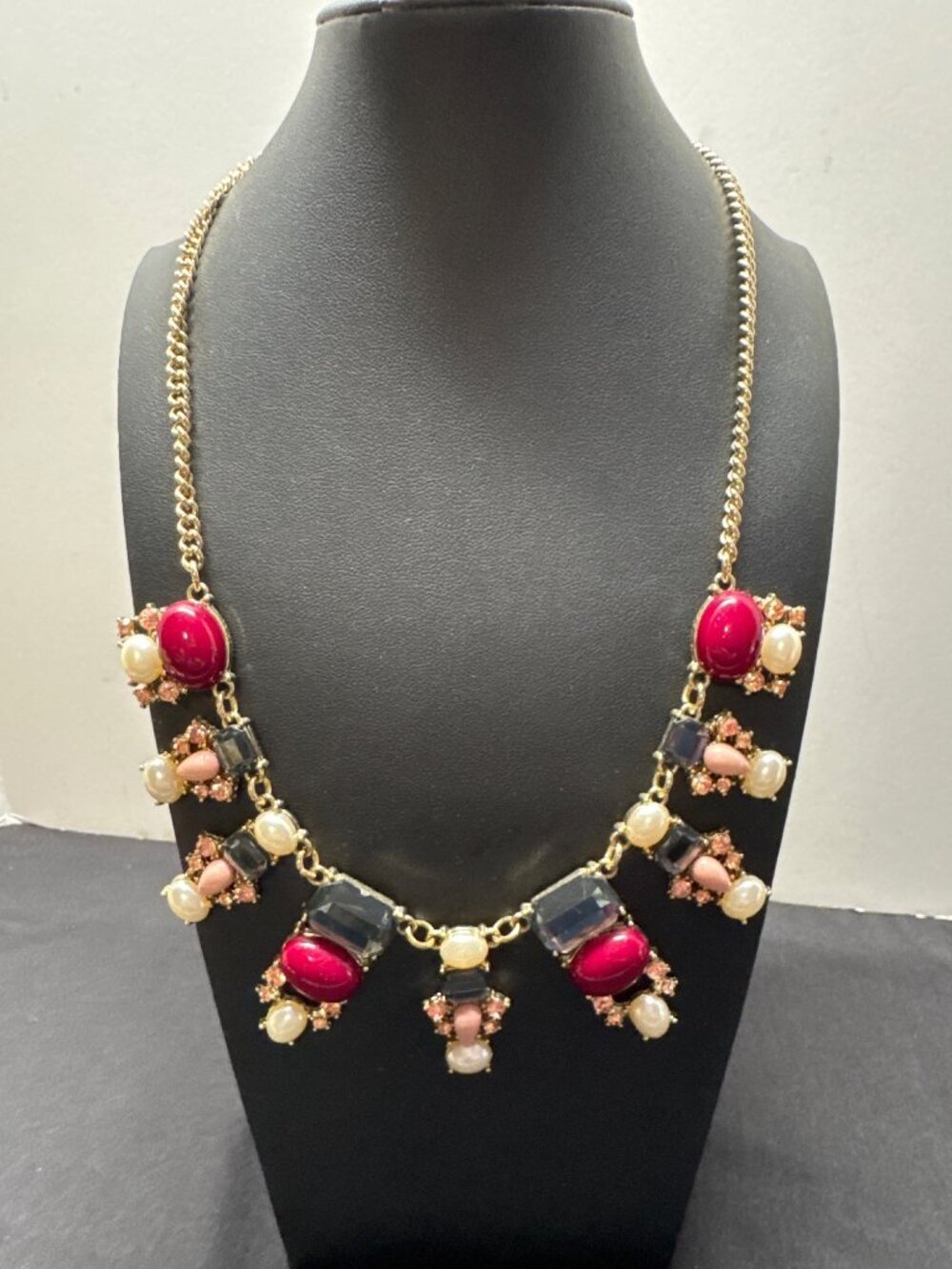 Statement Necklace With Multicolor Gemstones Faux Pearls & Gold-Tone Chain Pink